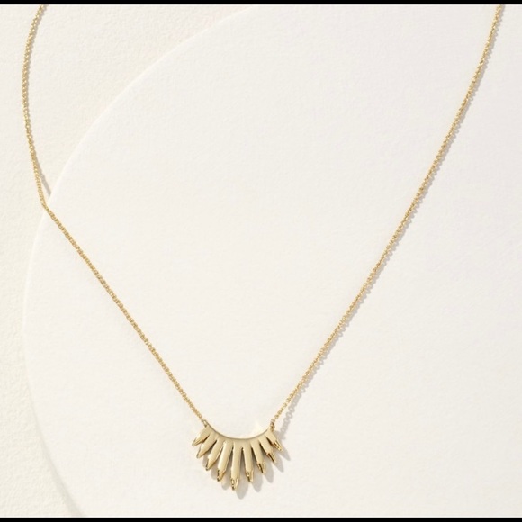 BARELY WORN RETIRED RAINBOW RENEGADE NECKLACE - Picture 4 of 4